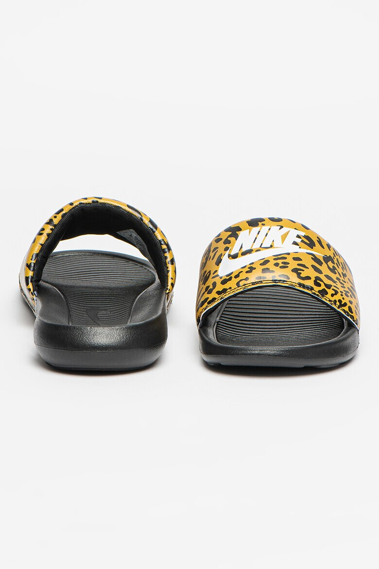 Nike Чехли Victori One с шарки - Pepit.bg