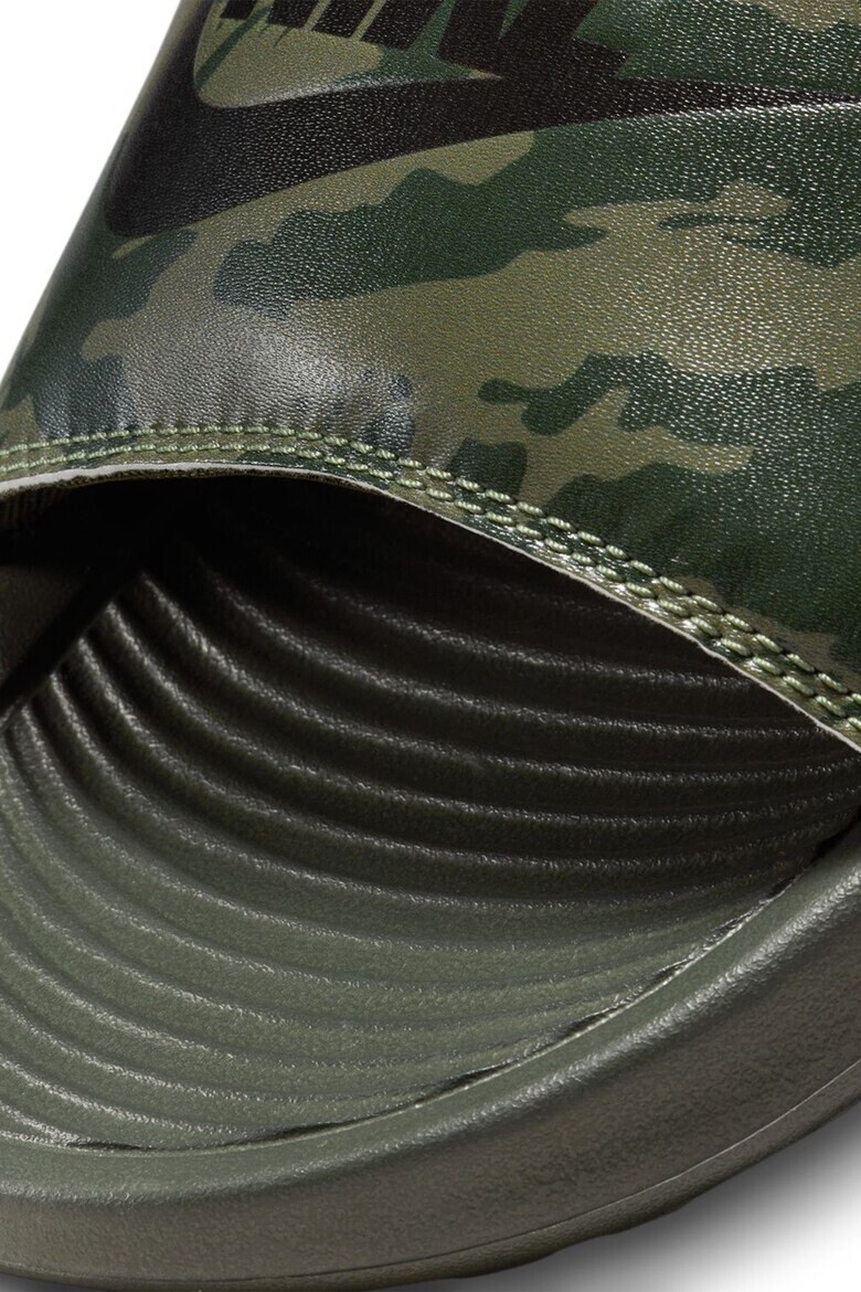 Nike Чехли Victori One с лого - Pepit.bg
