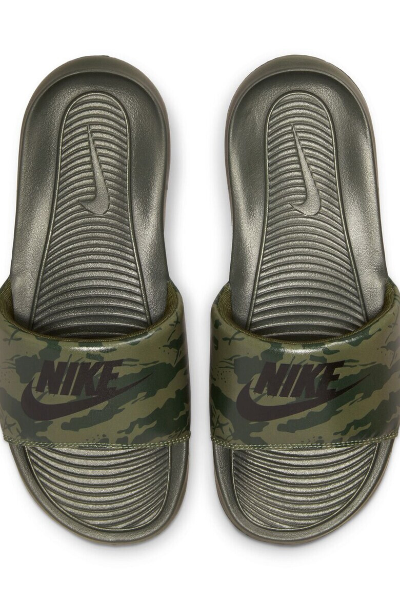Nike Чехли Victori One с лого - Pepit.bg