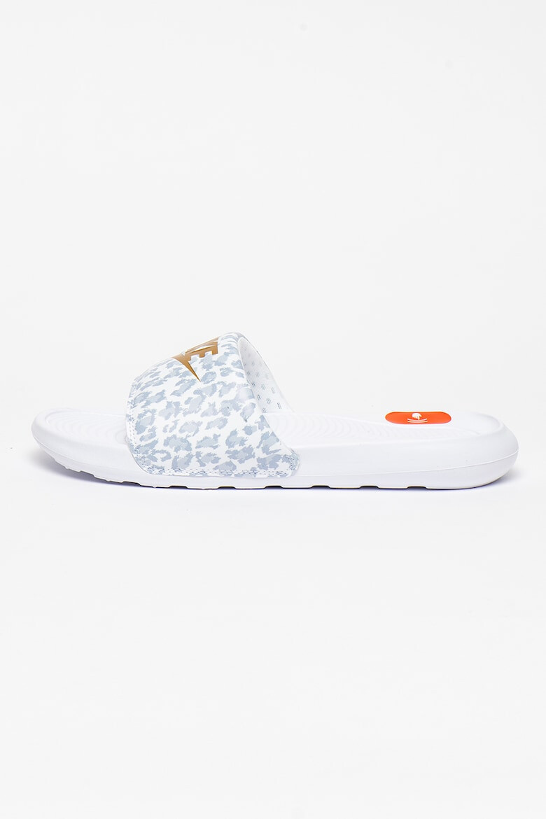 Nike Чехли Victori One с лого - Pepit.bg