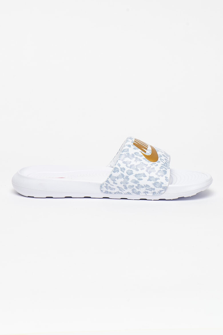 Nike Чехли Victori One с лого - Pepit.bg