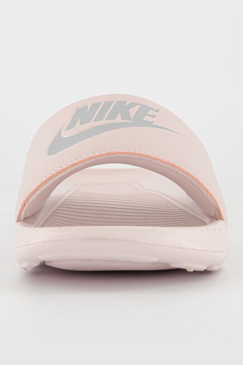 Nike Чехли Victori One с лого - Pepit.bg