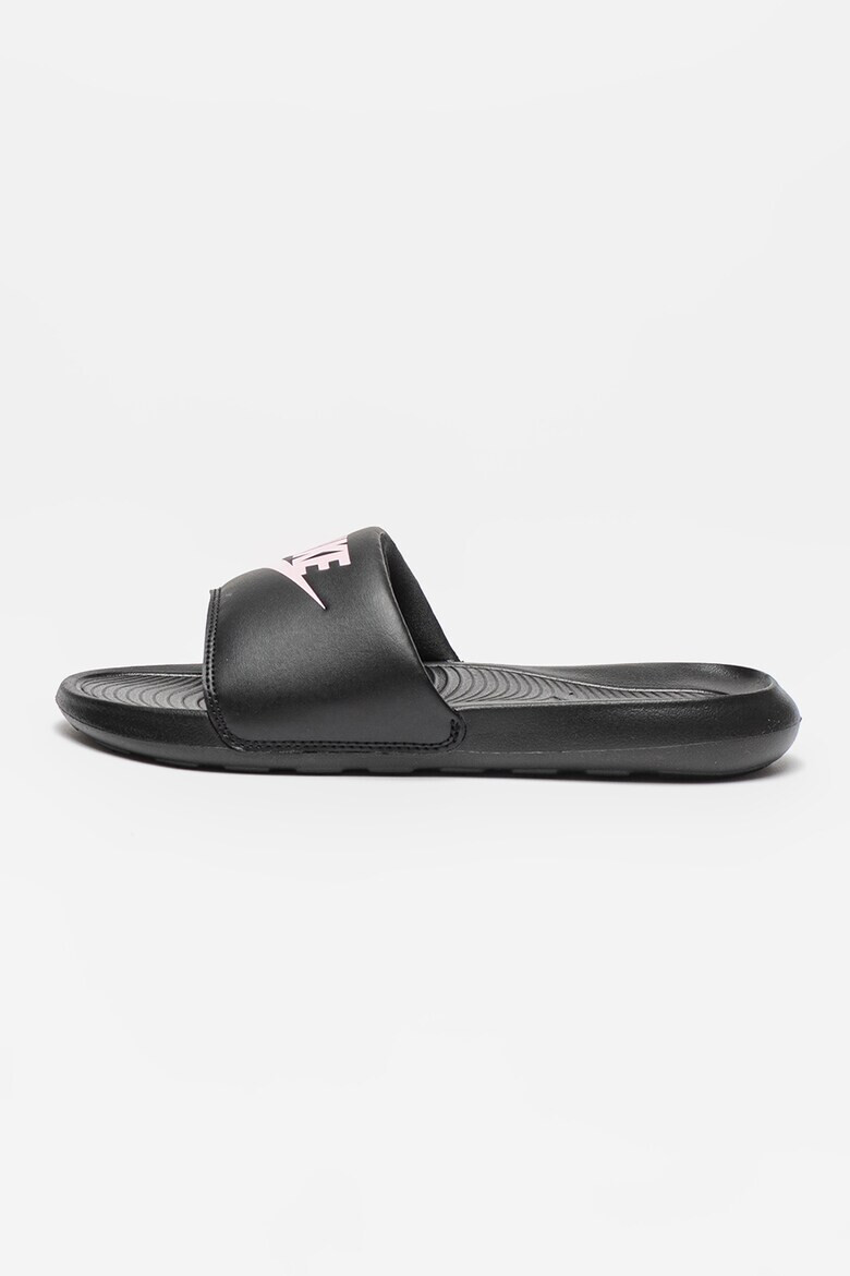 Nike Чехли Victori One с лого - Pepit.bg