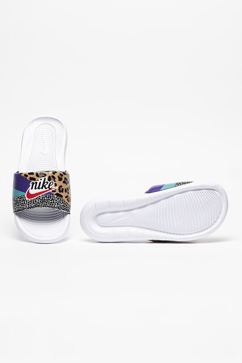 Nike Чехли Victori One с лого - Pepit.bg