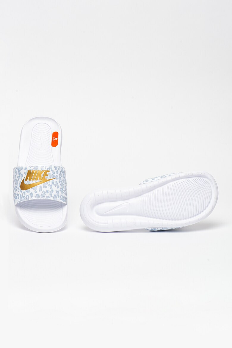 Nike Чехли Victori One с принт - Pepit.bg
