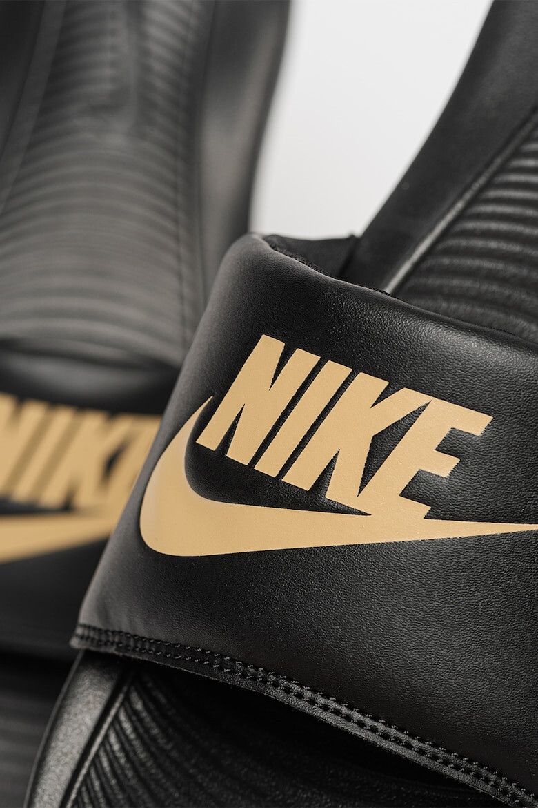 Nike Чехли Victori с лого - Pepit.bg