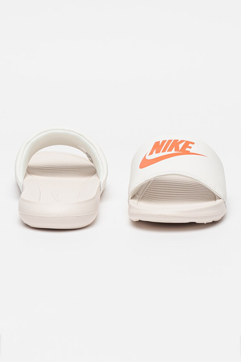 Nike Чехли Victori с лого - Pepit.bg