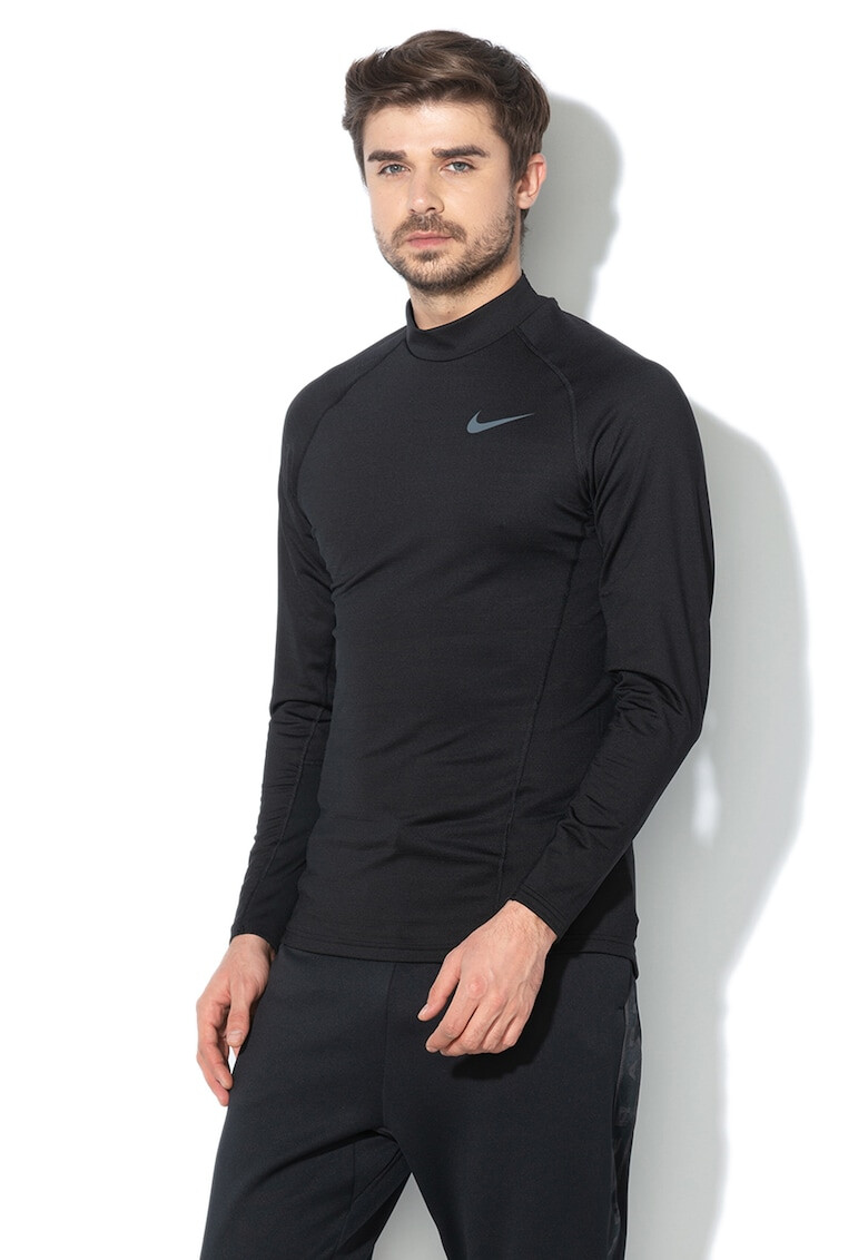 Nike Фитнес блуза Dri Fit по тялото - Pepit.bg