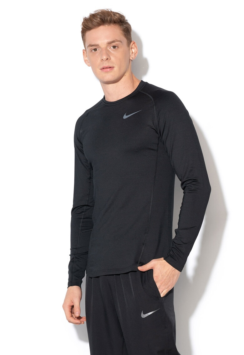 Nike Фитнес блуза с технология Dri-Fit - Pepit.bg