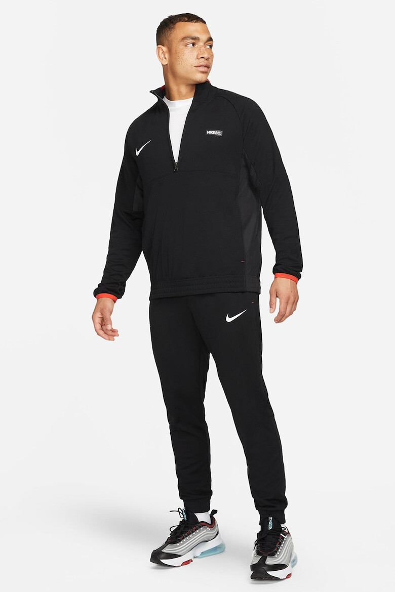 Nike Фитнес екип Dri-Fit с лого - Pepit.bg