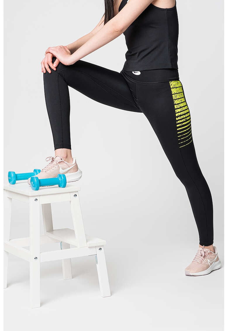 Nike Фитнес клин One Icon Clash с Dri-FIT - Pepit.bg