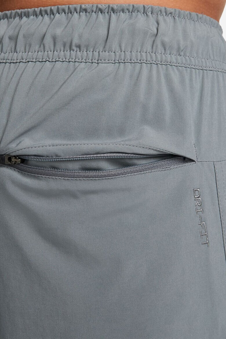 Nike Фитнес шорти Unlimited с Dri-Fit - Pepit.bg