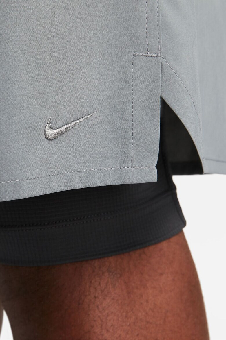 Nike Фитнес шорти Unlimited с Dri-Fit - Pepit.bg