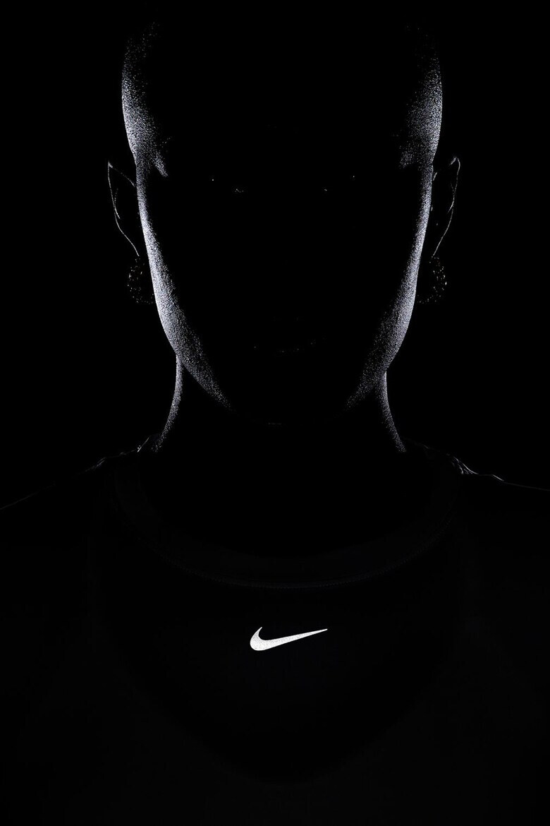 Nike Фитнес тениска Classic с овално деколте - Pepit.bg