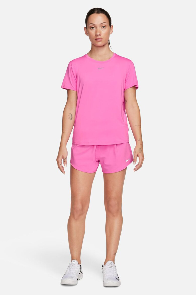 Nike Фитнес тениска Classic с овално деколте - Pepit.bg