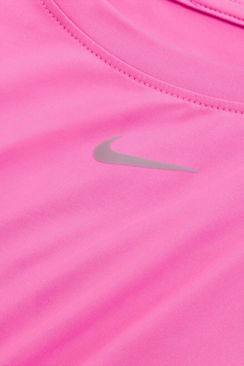 Nike Фитнес тениска Classic с овално деколте - Pepit.bg