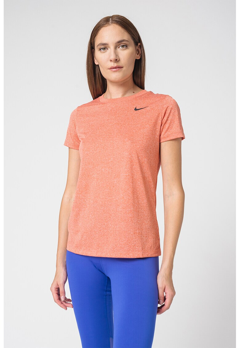 Nike Фитнес тениска Legend с Dri-FIT - Pepit.bg