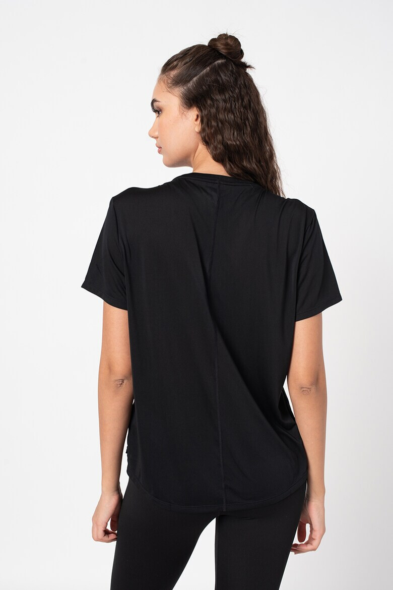 Nike Фитнес тениска One с Dri-Fit - Pepit.bg