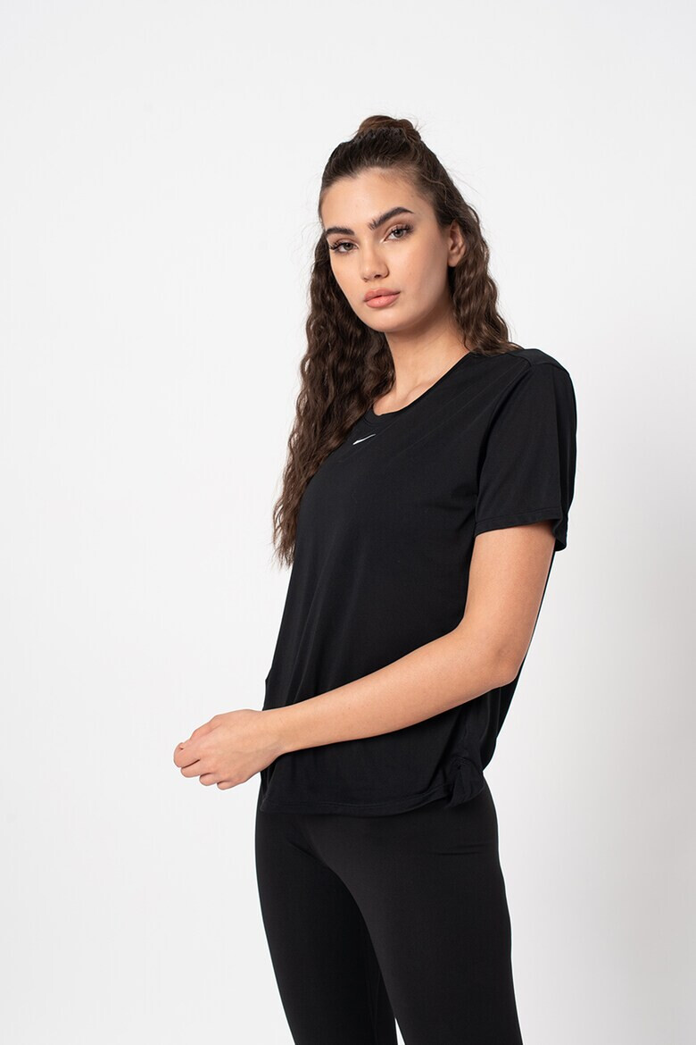Nike Фитнес тениска One с Dri-Fit - Pepit.bg