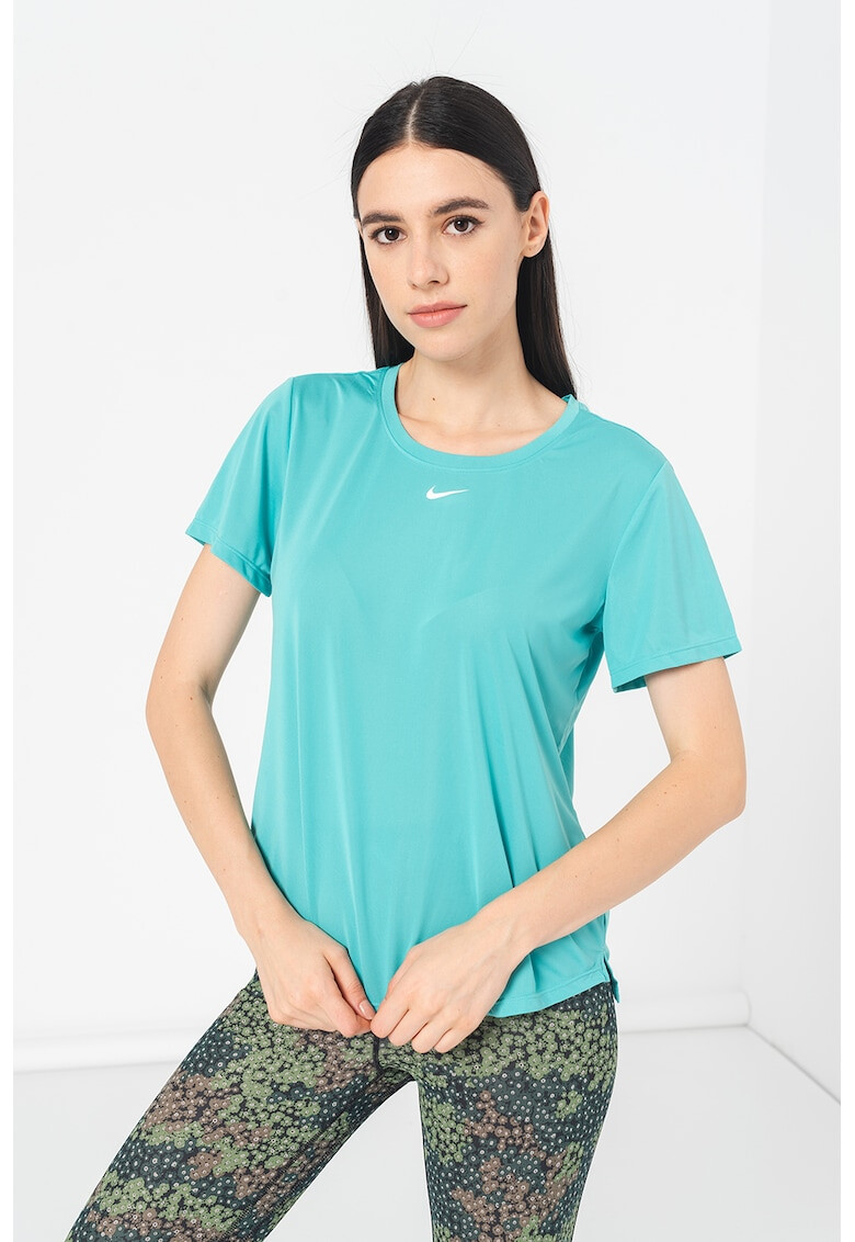 Nike Фитнес тениска One с Dri-Fit - Pepit.bg