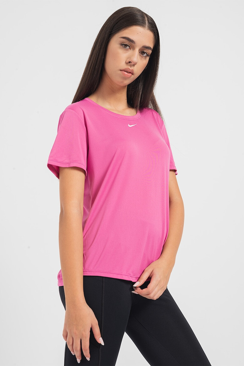 Nike Фитнес тениска One с Dri-Fit - Pepit.bg