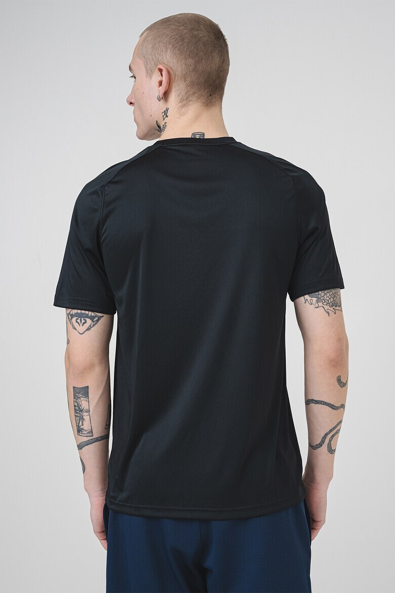 Nike Фитнес тениска с овално деколте - Pepit.bg