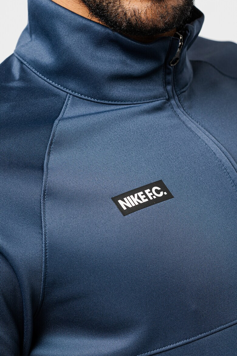 Nike Футболен екип с Dri-Fit - Pepit.bg