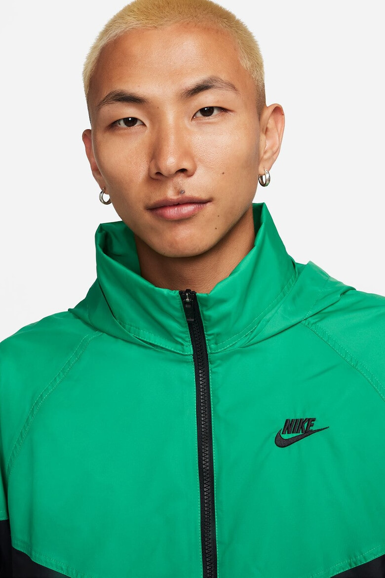 Nike Яке Sportswear Windrunner - Pepit.bg