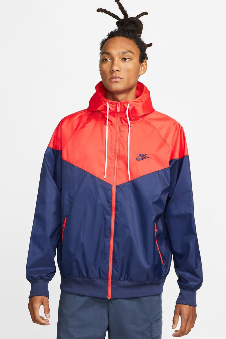 Nike Яке Windrunner с качулка и контрасти - Pepit.bg