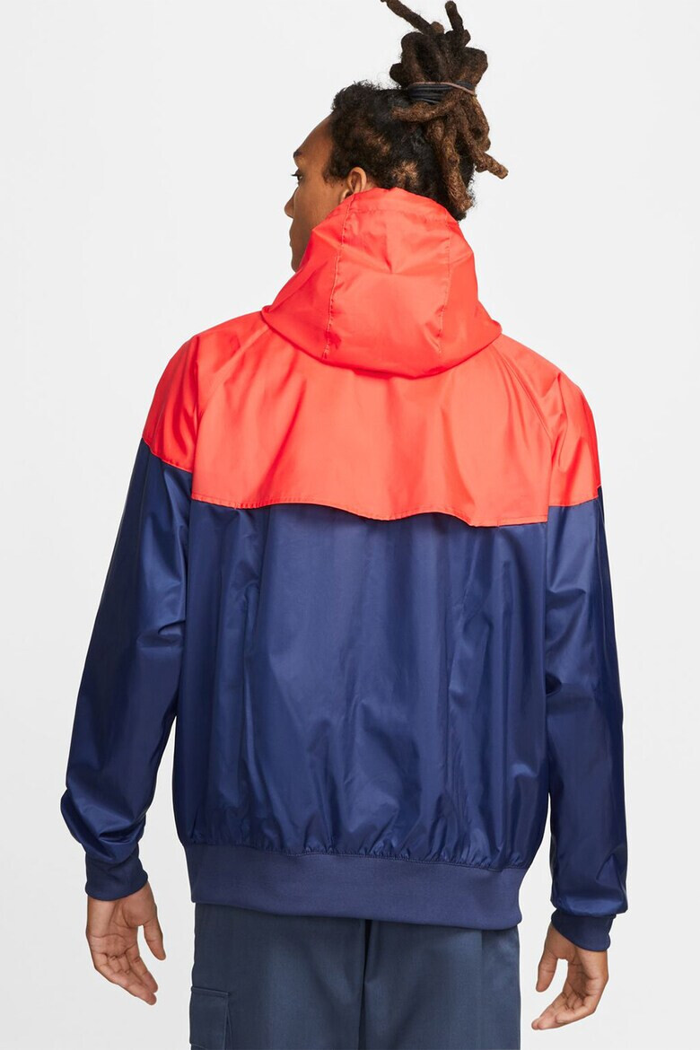 Nike Яке Windrunner с качулка и контрасти - Pepit.bg