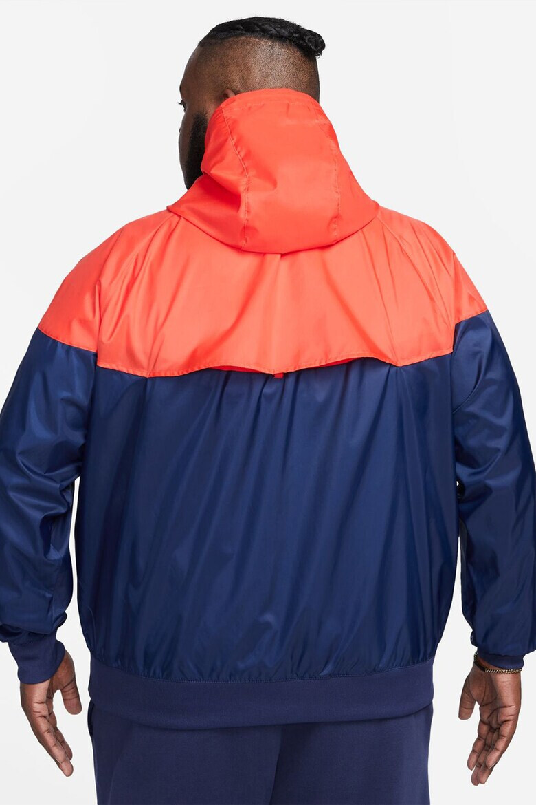 Nike Яке Windrunner с качулка и контрасти - Pepit.bg