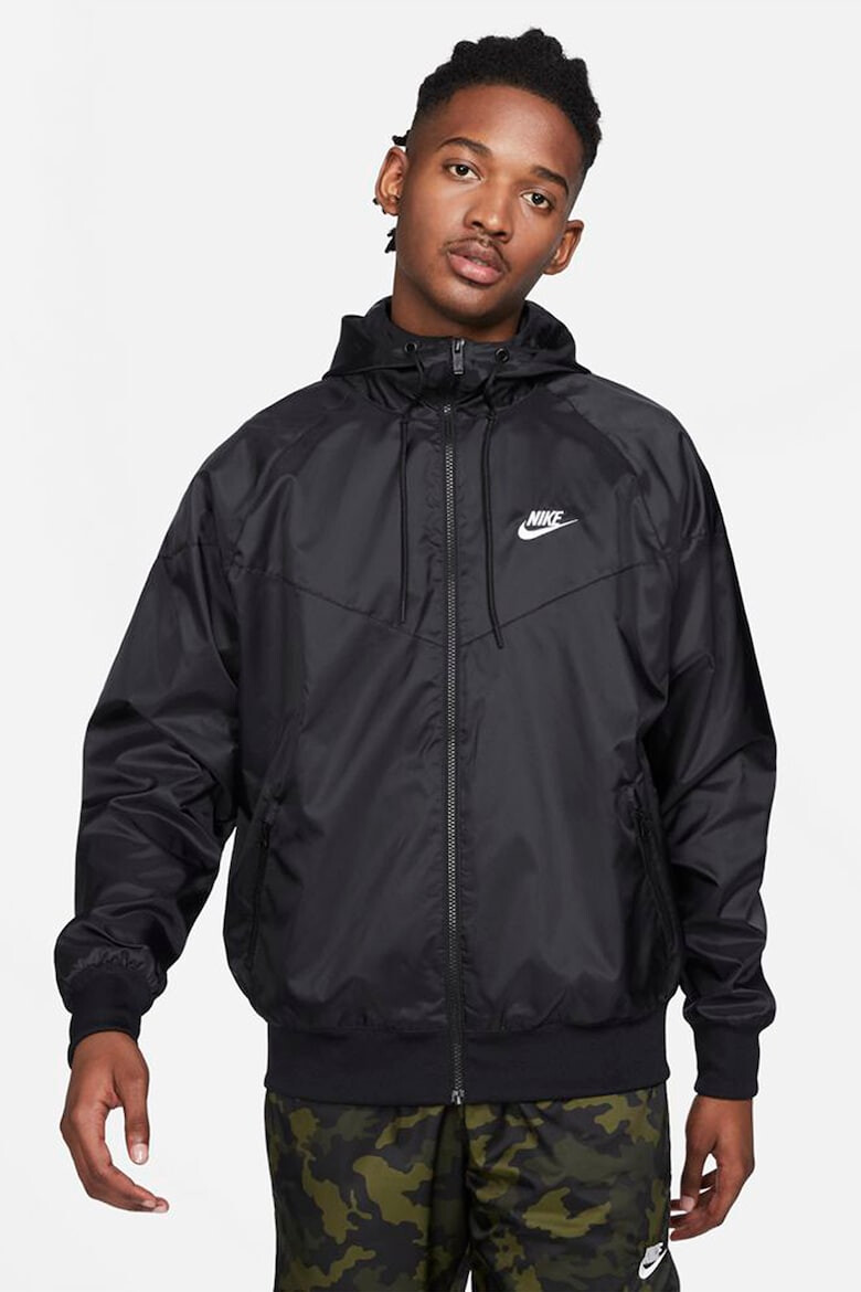 Nike Яке Windrunner с качулка и контрасти - Черен - Pepit.bg