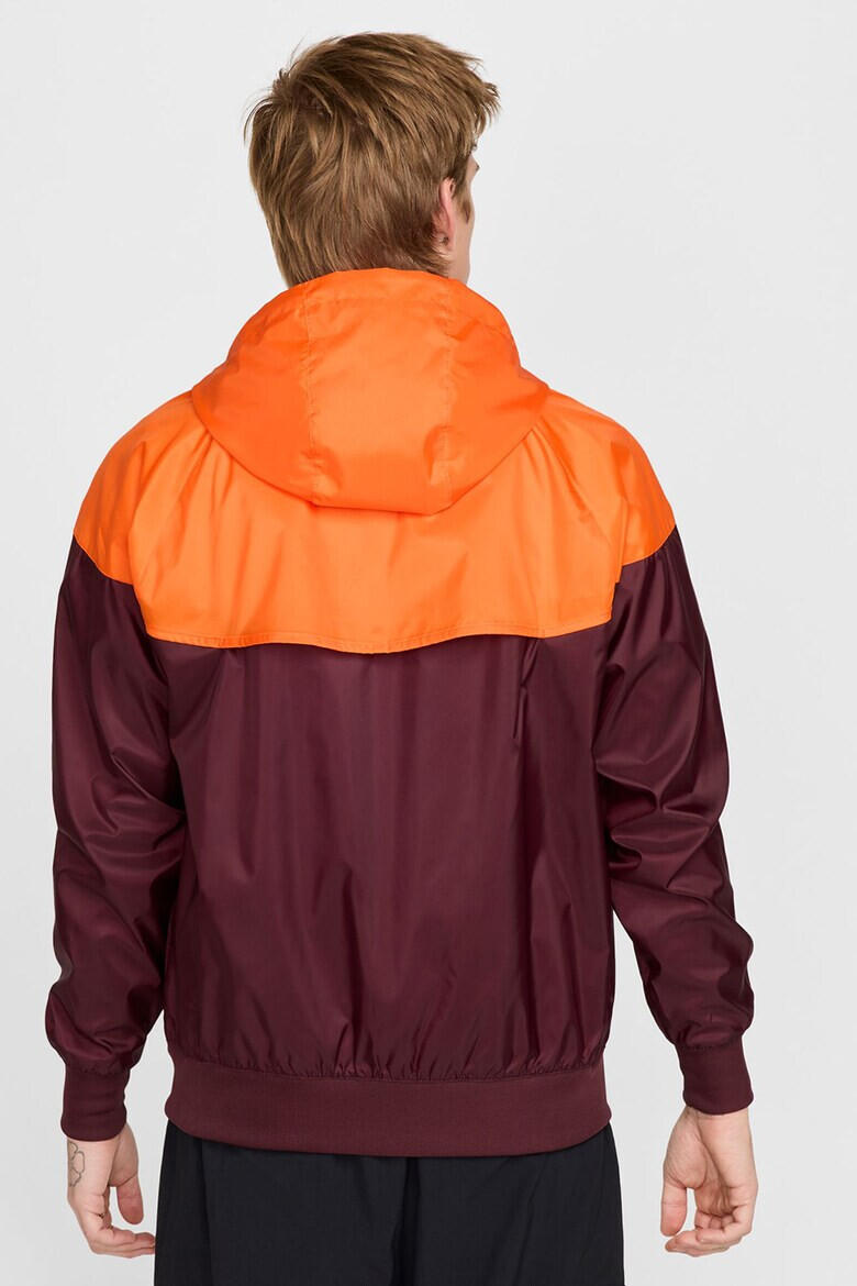 Nike Яке Windrunner с качулка и контрасти - Pepit.bg