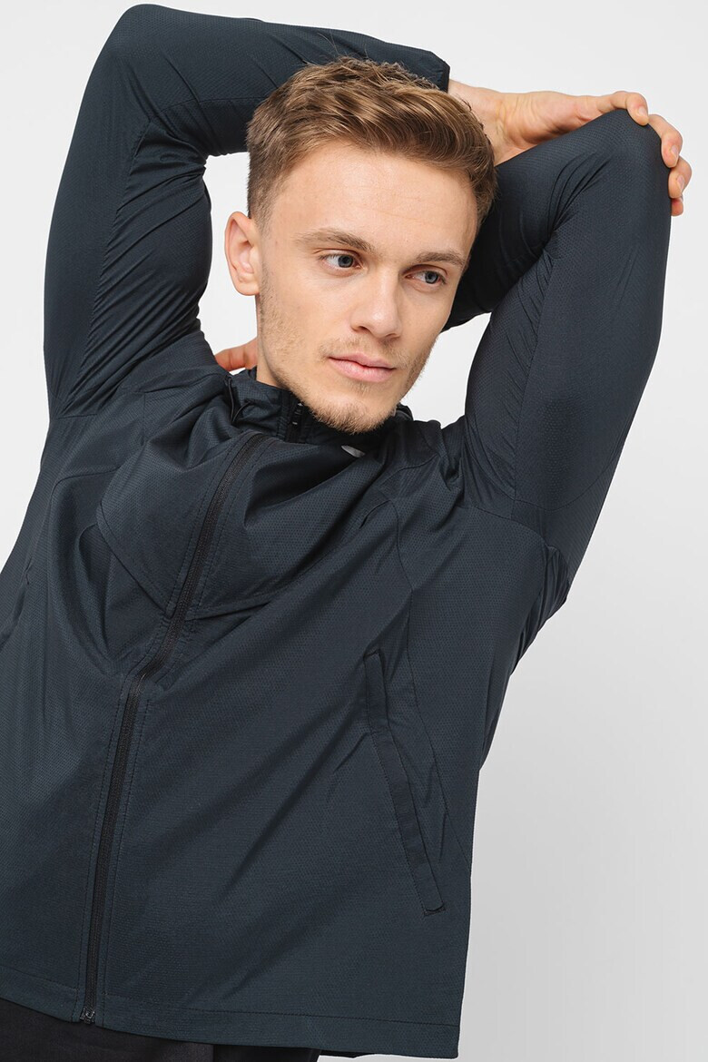 Nike Двуцветно яке Windrunner за бягане с качулка - Pepit.bg