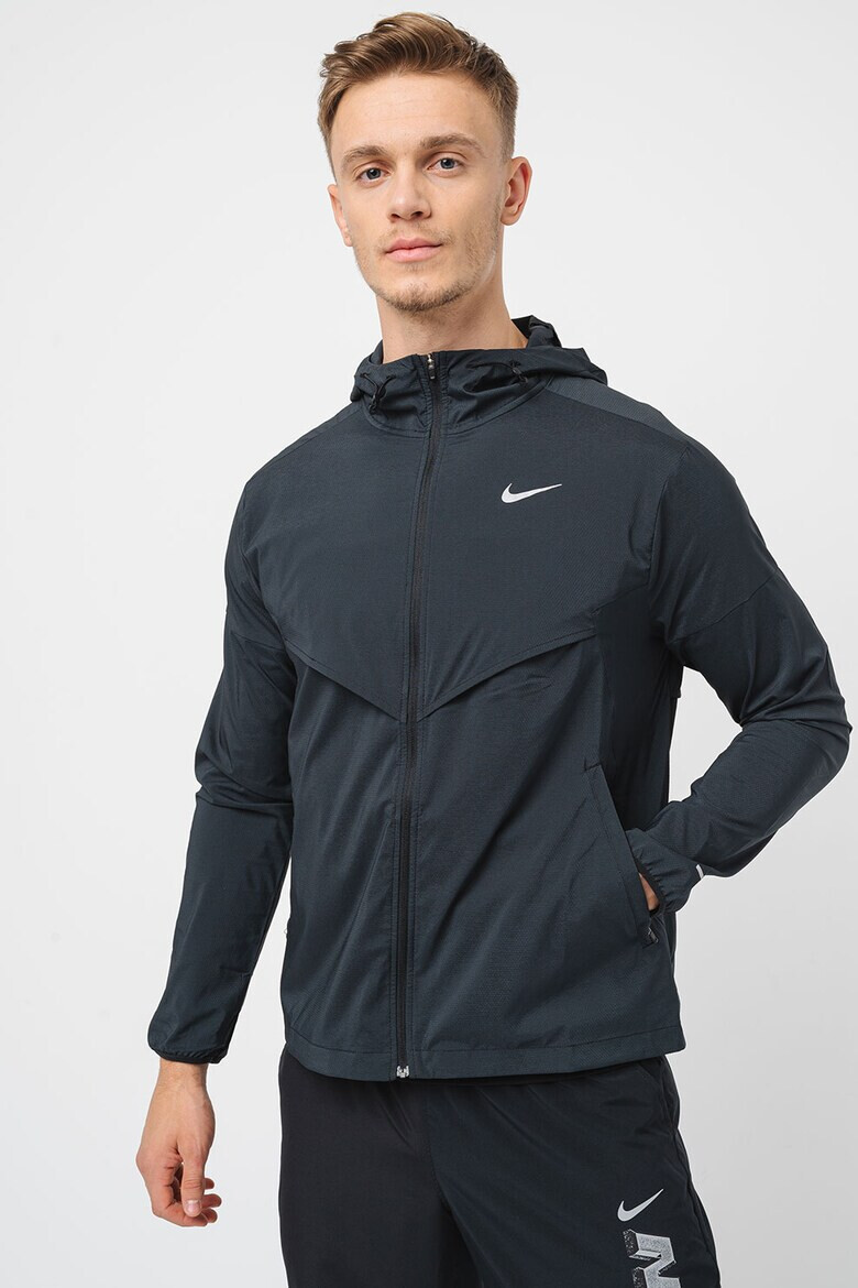 Nike Двуцветно яке Windrunner за бягане с качулка - Pepit.bg