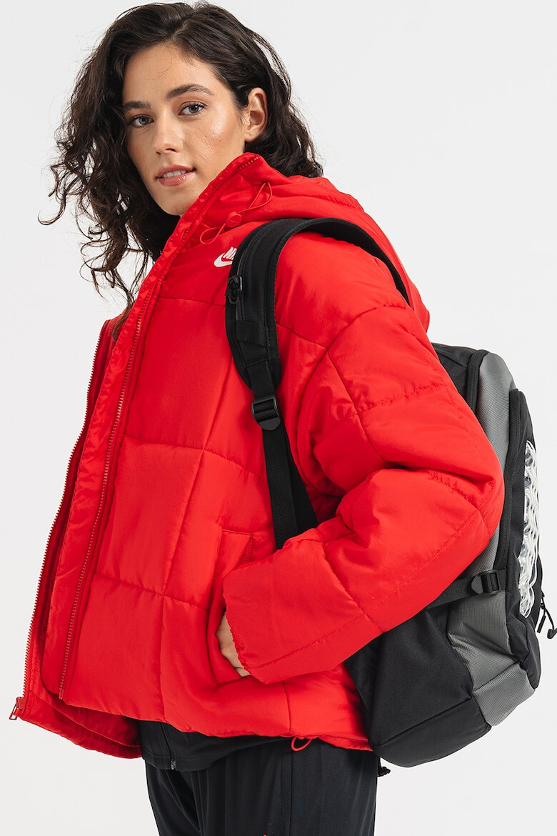 Nike Капитонирано зимно яке - Pepit.bg