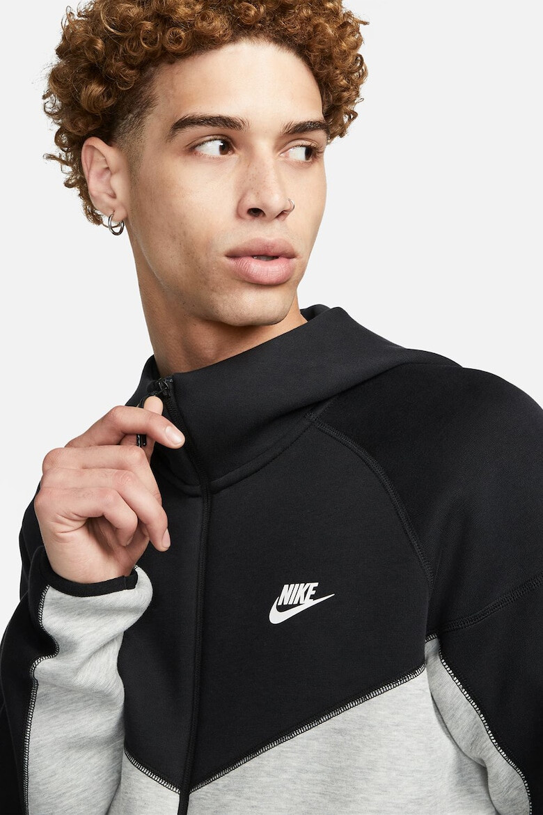 Nike Худи Sportswear Tech с ръкави реглан - Pepit.bg