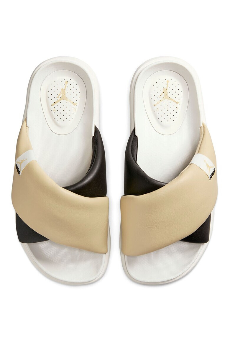 Nike Кожени чехли с контрасти Sophia - Pepit.bg