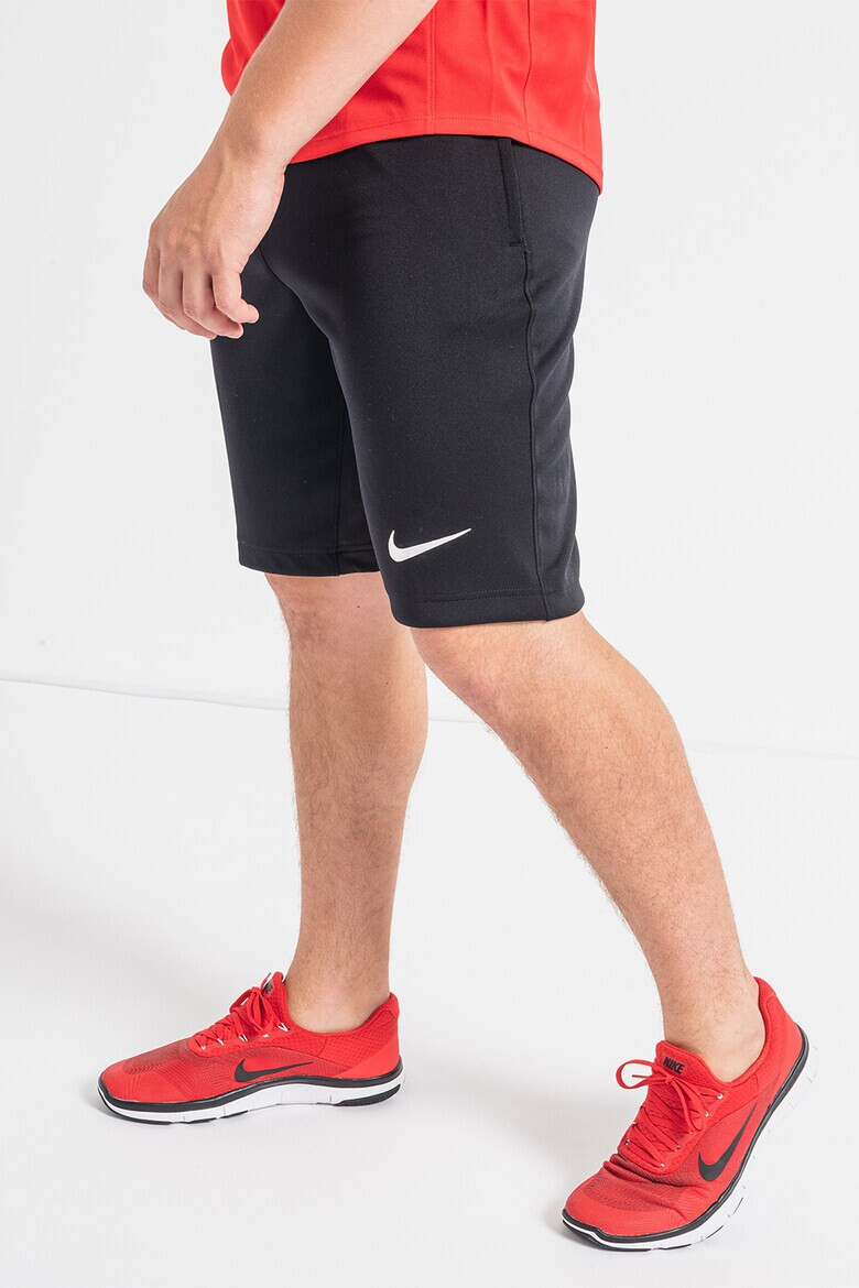 Nike Къс фитнес панталон с монограм - Pepit.bg