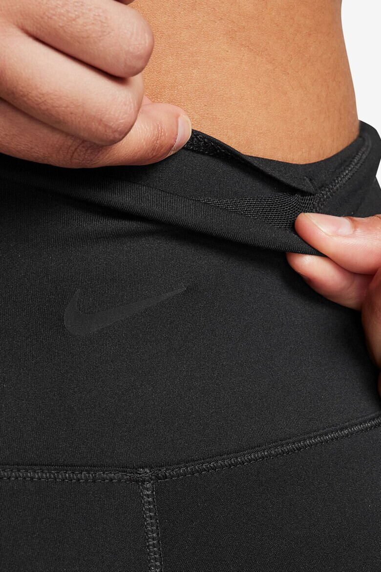 Nike Къс клин със скрит джоб - Pepit.bg