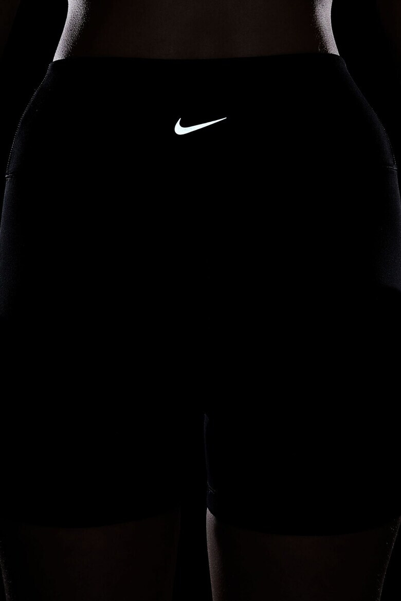 Nike Къс клин със скрит джоб - Pepit.bg