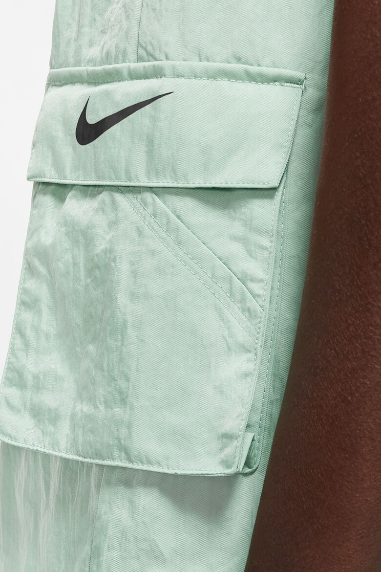 Nike Къс панталон Essential с джобове с капаче - Pepit.bg