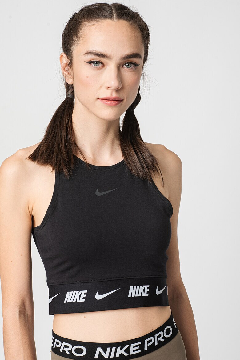 Nike Къс топ Sportswear с лого - Pepit.bg
