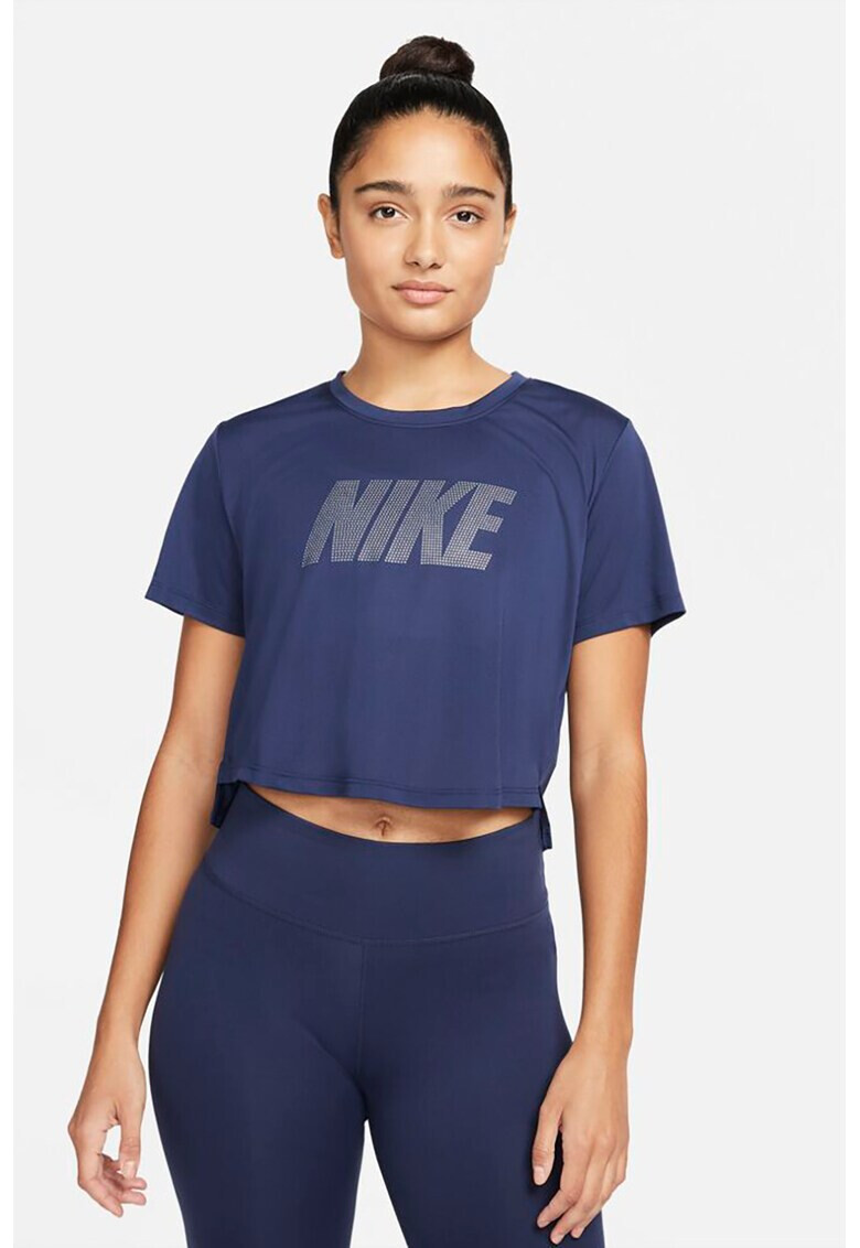 Nike Къса фитнес тениска с лого - Pepit.bg