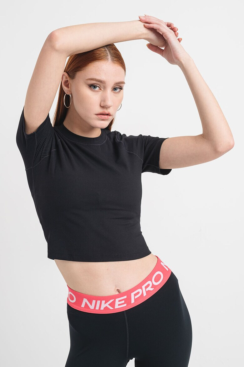 Nike Къса тениска с овално деколте - Pepit.bg