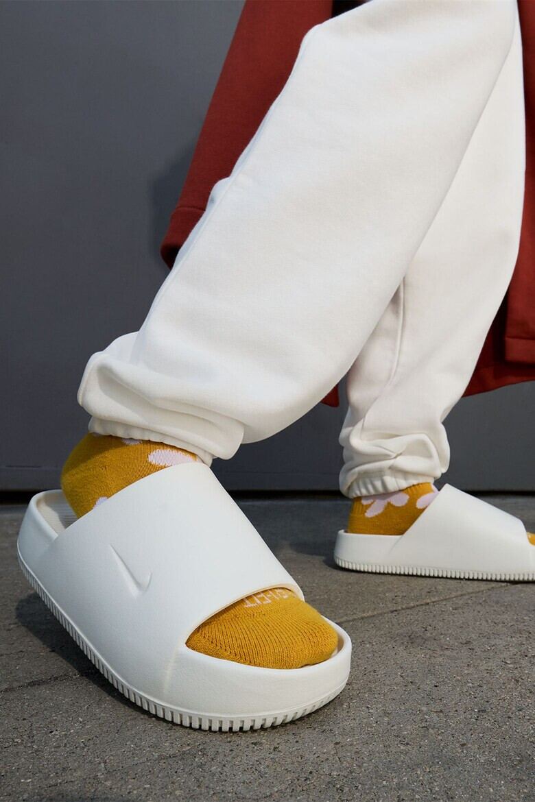 Nike Масивни чехли Calm - Pepit.bg