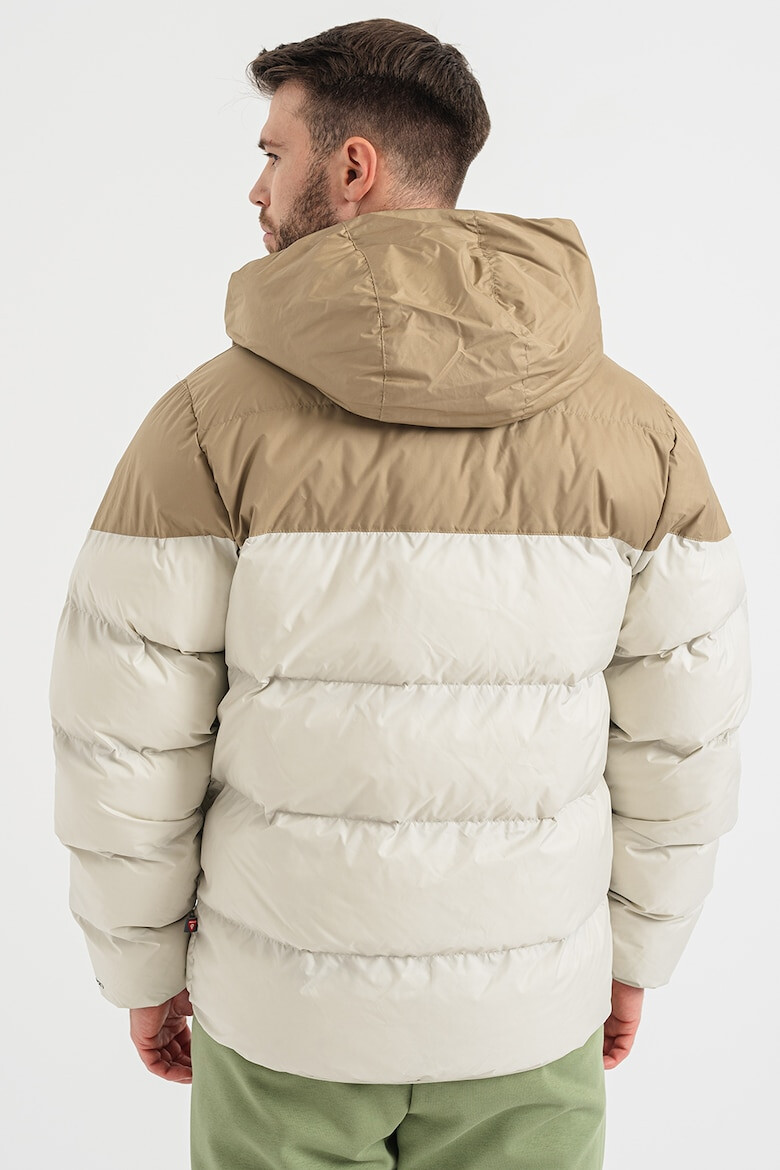Nike Непромокаемо зимно яке Windrunner с качулка - Pepit.bg