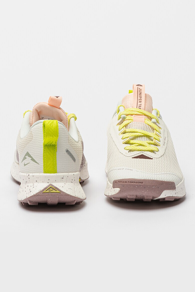 Nike Обувки Juniper Trail 3 за бягане - Слонова кост/Бледовиолетов - Pepit.bg