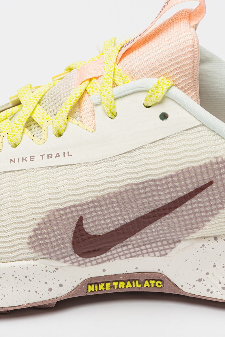 Nike Обувки Juniper Trail 3 за бягане - Слонова кост/Бледовиолетов - Pepit.bg