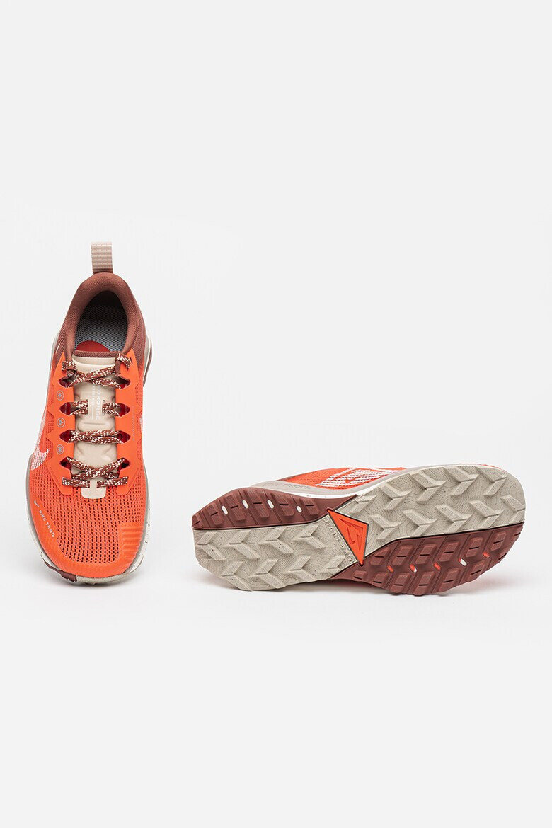 Nike Обувки React Wildhorse 8 за трейл - Pepit.bg